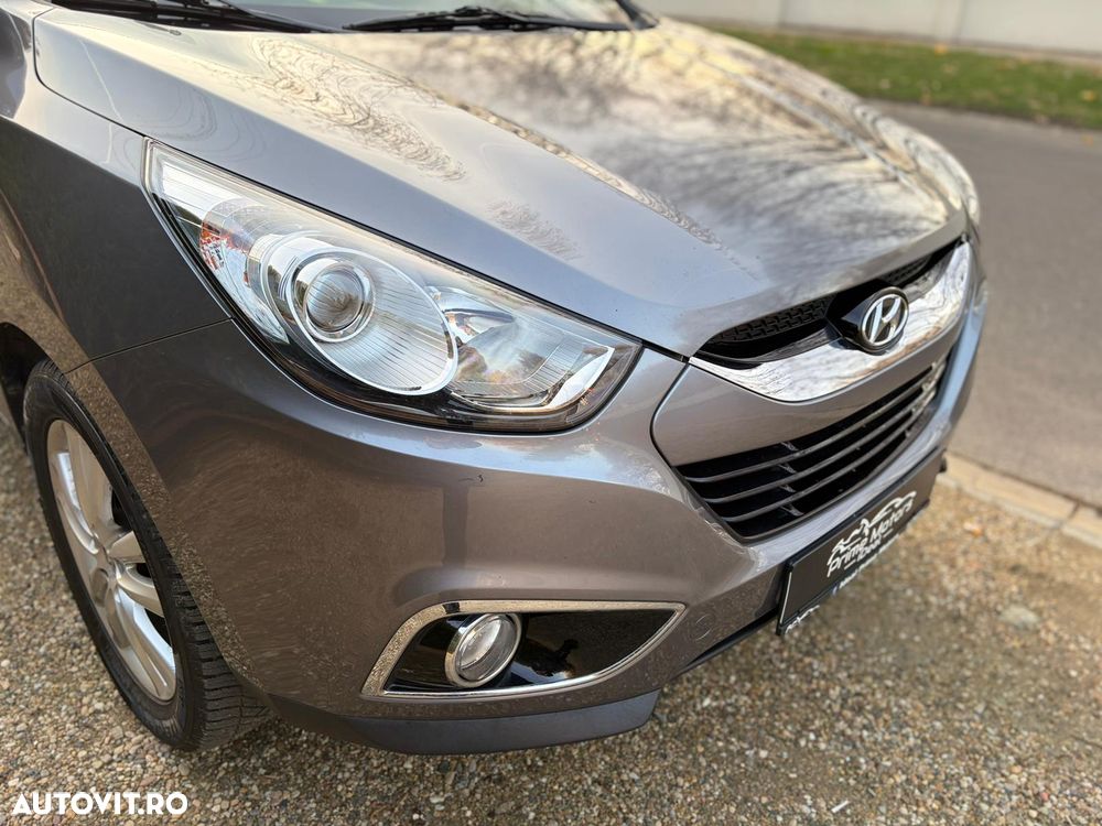 Hyundai ix35 2.0 CRDI 4WD Premium - 10