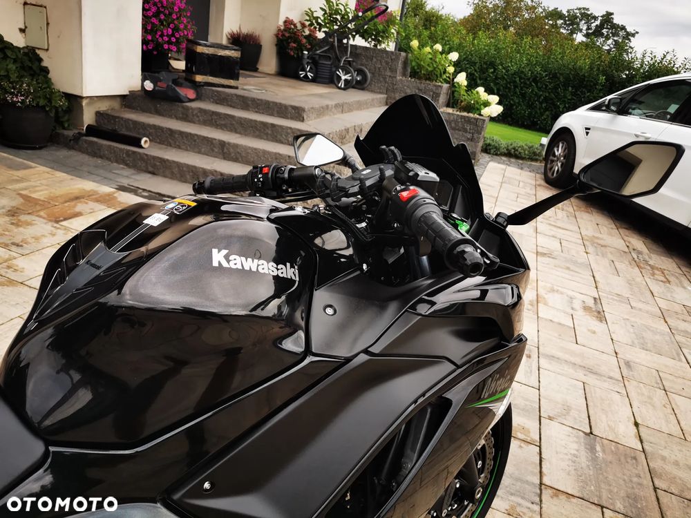 Kawasaki Ninja - 22
