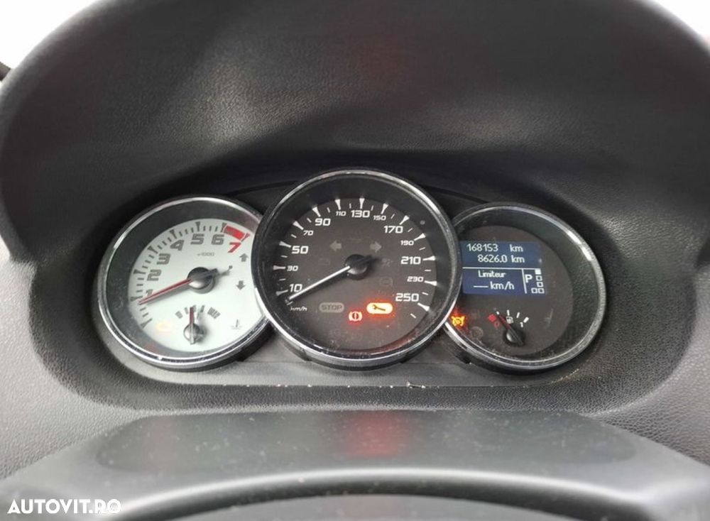 Renault Megane ENERGY dCi 110 Start & Stop Bose Edition - 5