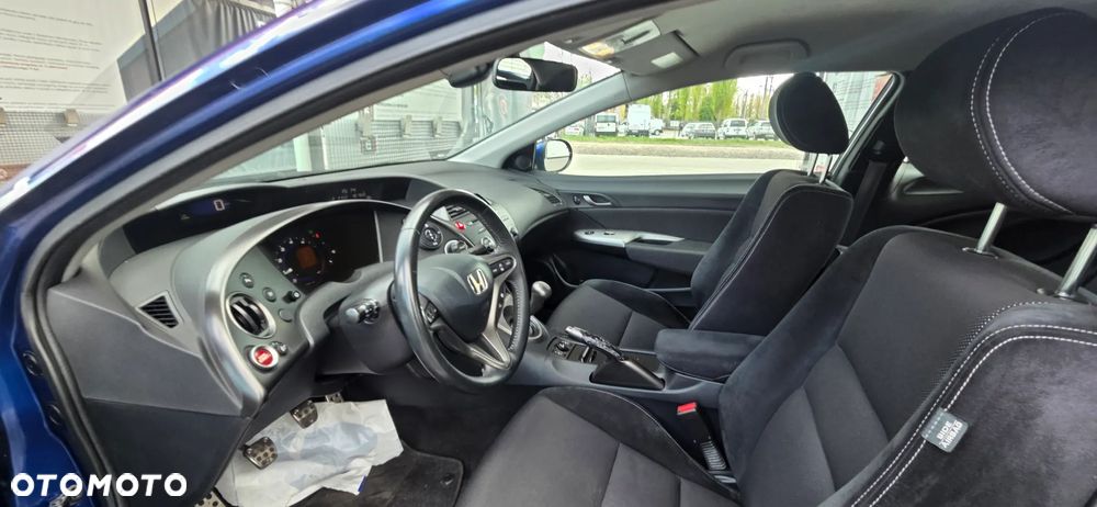 Honda Civic - 25