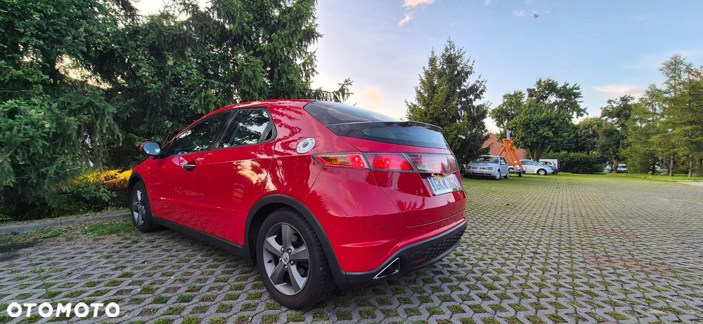 Honda Civic 1.8i-VTEC Sport - 9