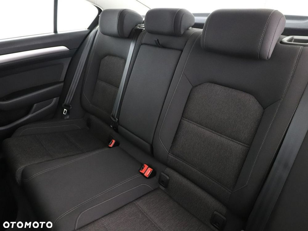 Volkswagen Passat 1.4 TSI (BlueMotion Technology) Comfortline - 18