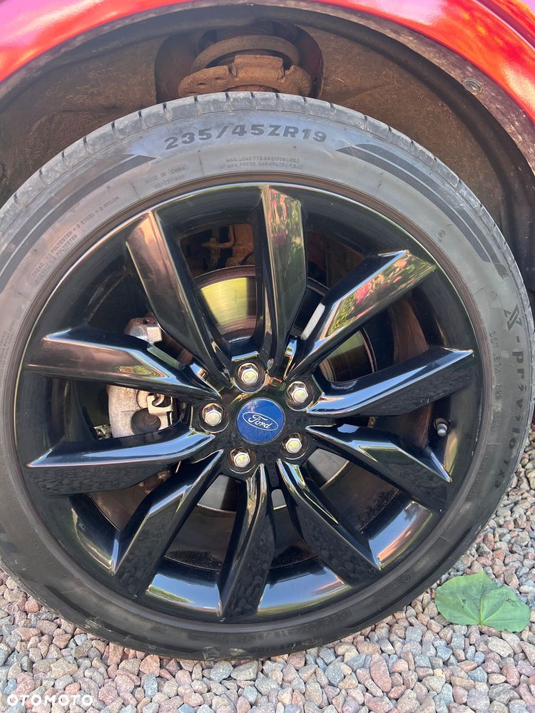 Ford Kuga 2.0 EcoBoost 4x4 Titanium - 9