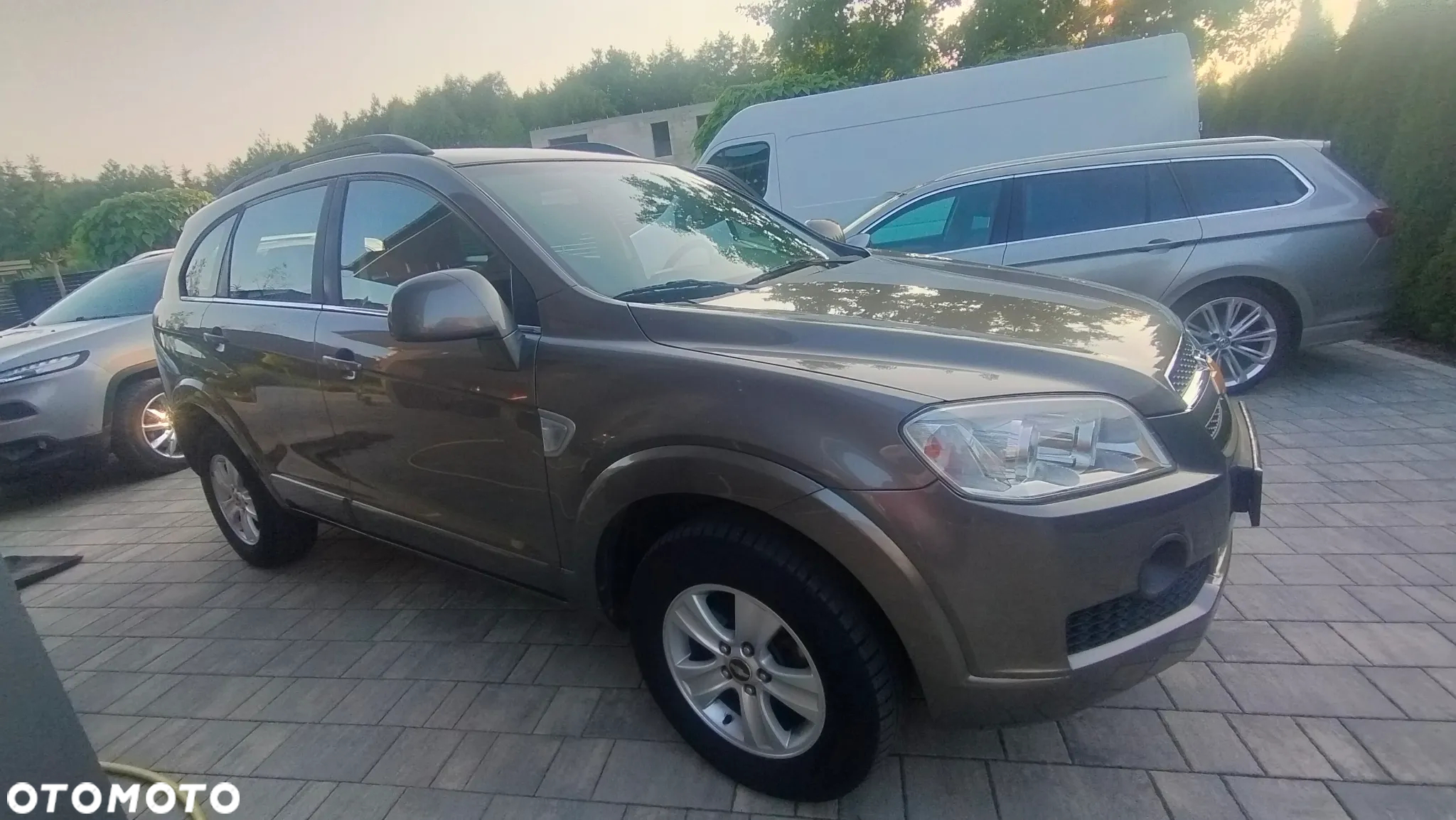 Chevrolet Captiva - 24