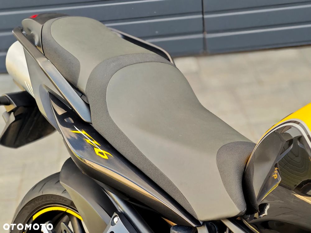 Yamaha FZ6 - 29