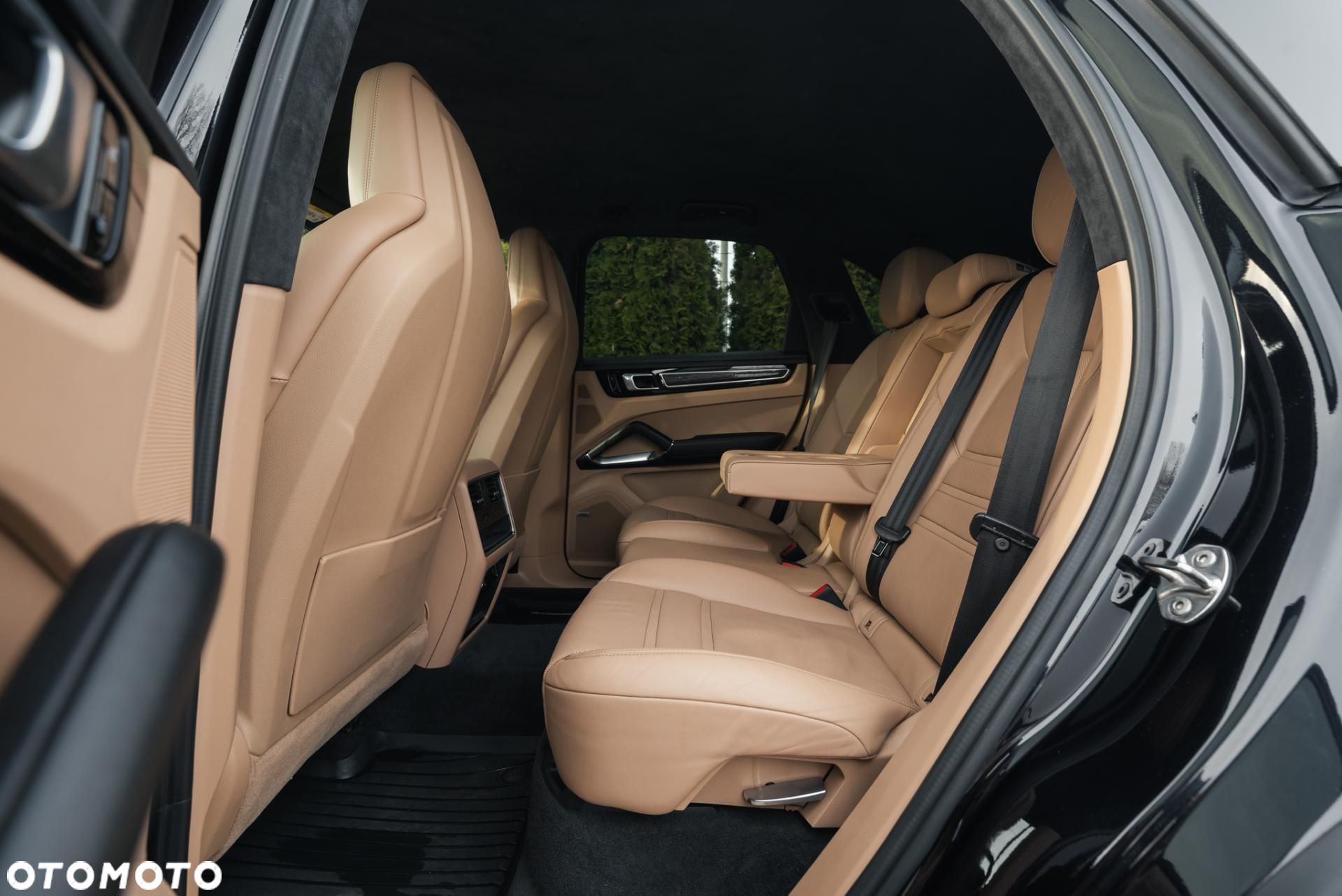 Porsche Cayenne Turbo - 13
