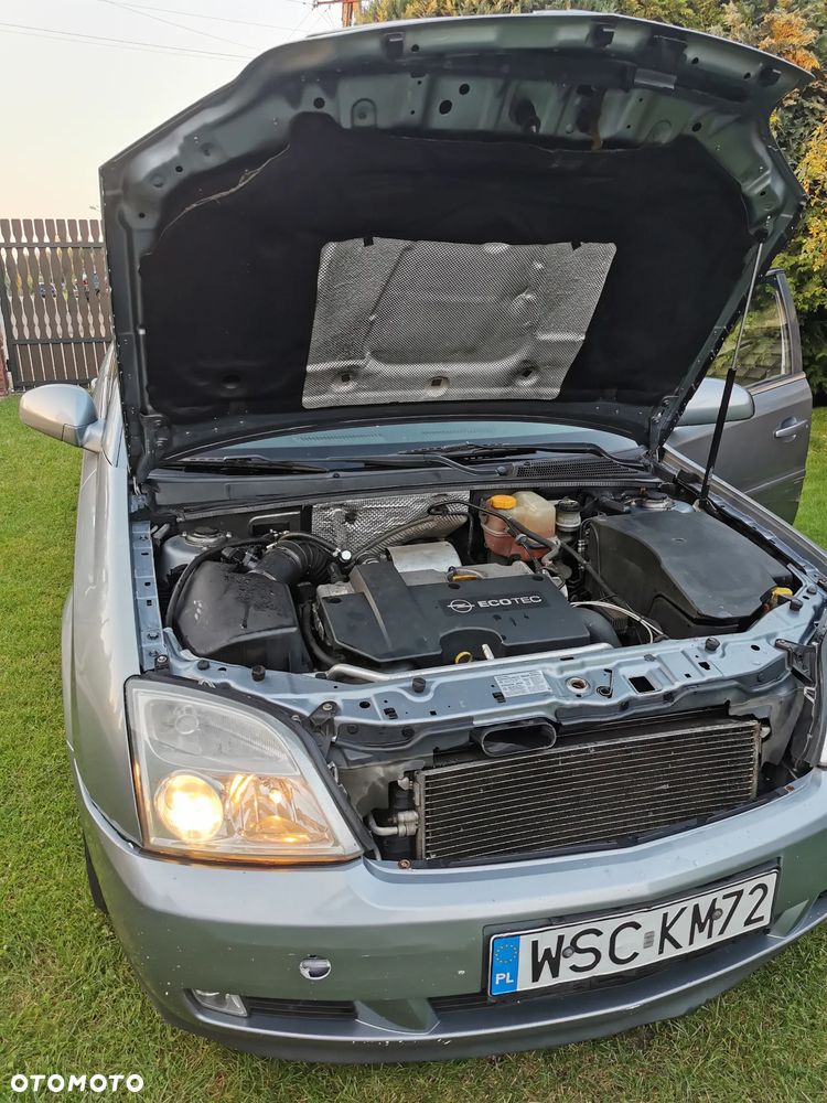 Opel Vectra 2.0 DTI Cosmo - 12