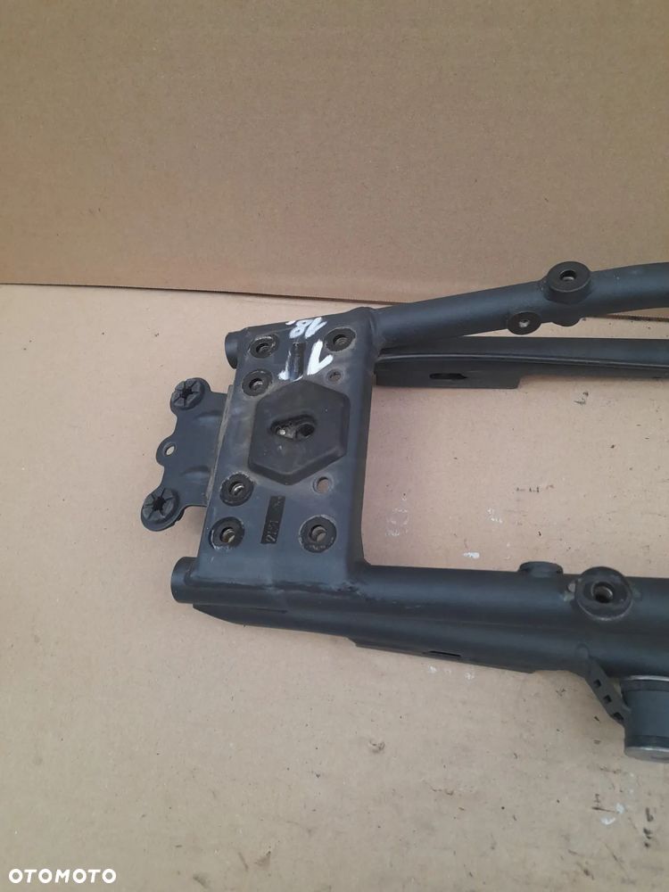 TRIUMPH TIGER SPORT 1050 16- STELAŻ TYŁ - 6