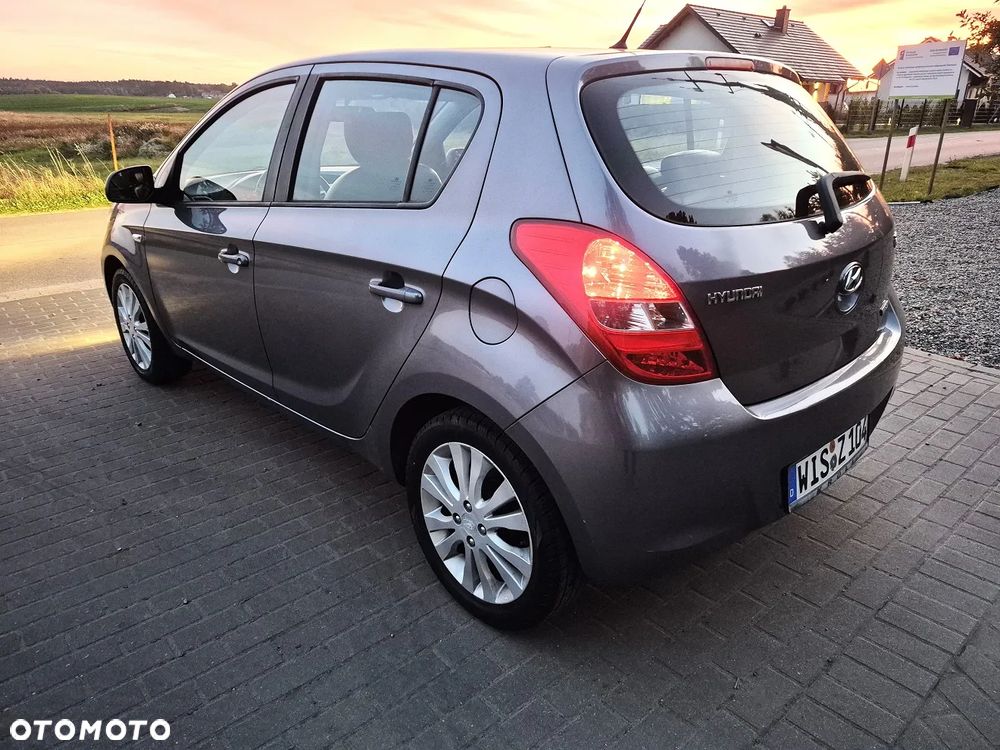 Hyundai i20 1.6 CRDi Style - 10