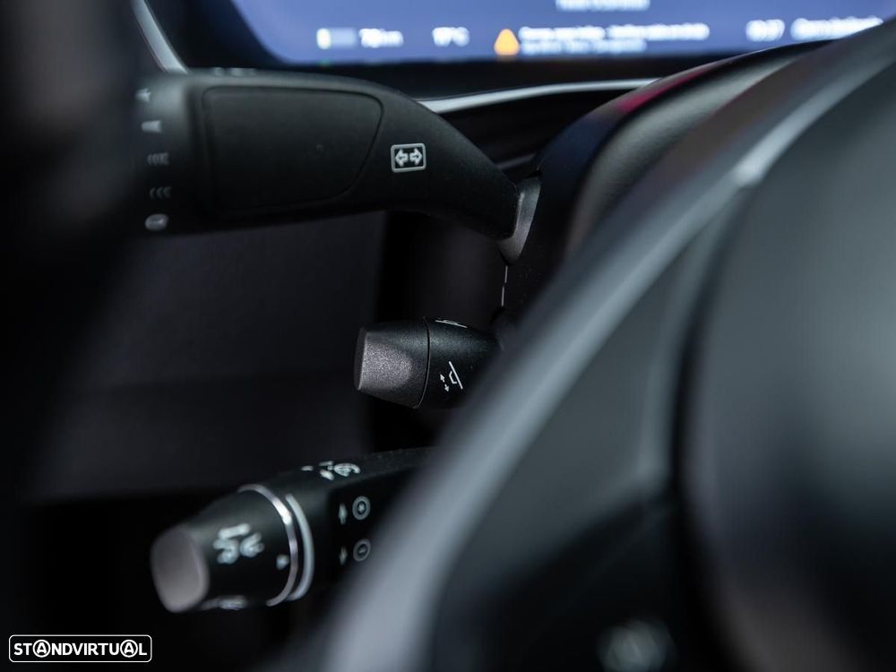Tesla Model S - 19