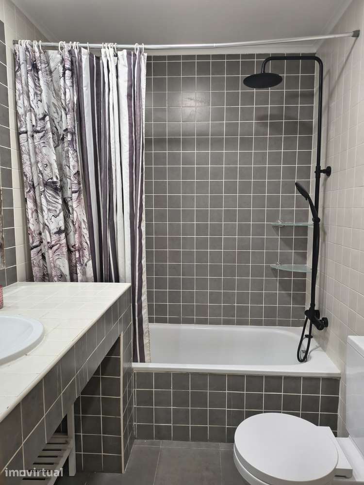Arrendamento de apartamento t2 na Praça Padre Manuel Bernardes - Grande imagem: 3/12