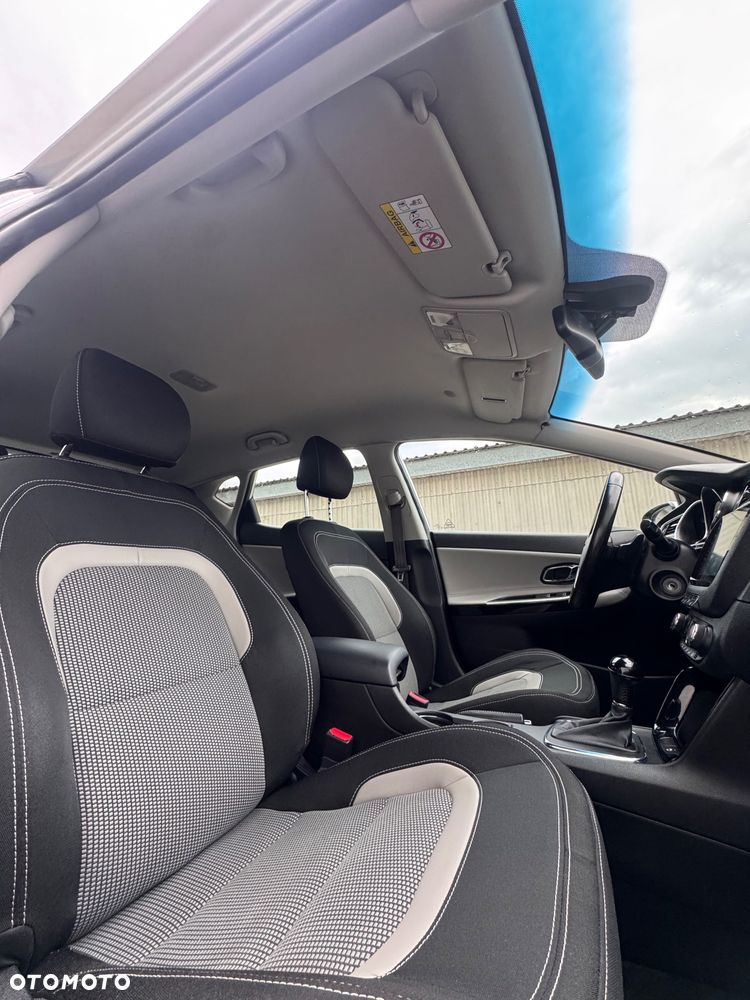 Kia Ceed 1.6 GDI DCT Platinum Edition - 19