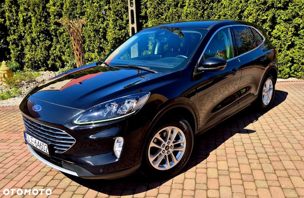 Ford Kuga 2.0 EcoBlue Hybrid TITANIUM - 10