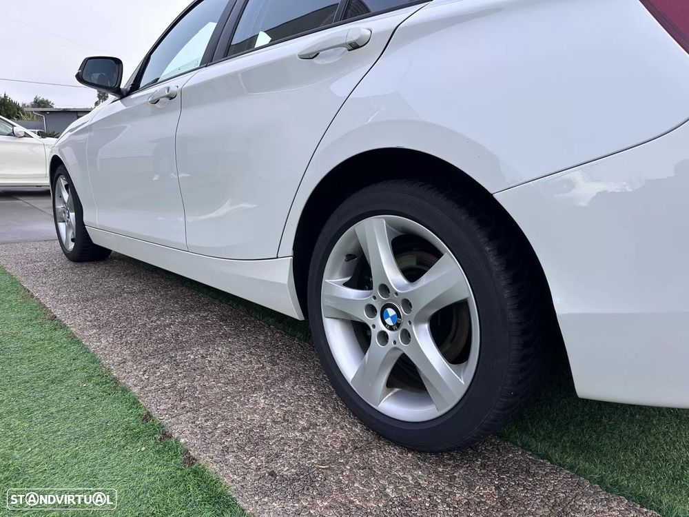 BMW 118 d Line Sport - 18