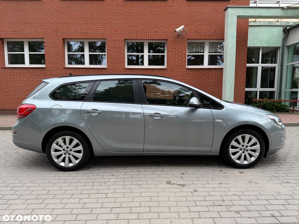 Opel Astra 1.4 Turbo Edition - 11