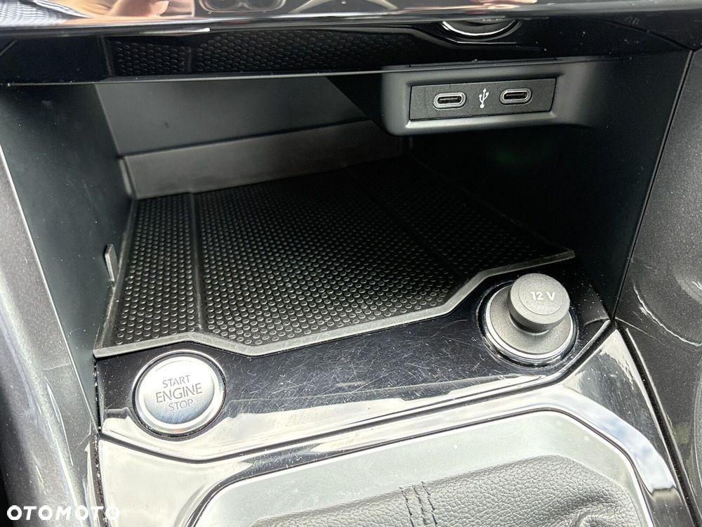 Volkswagen T-Roc 2.0 TDI Style DSG - 22
