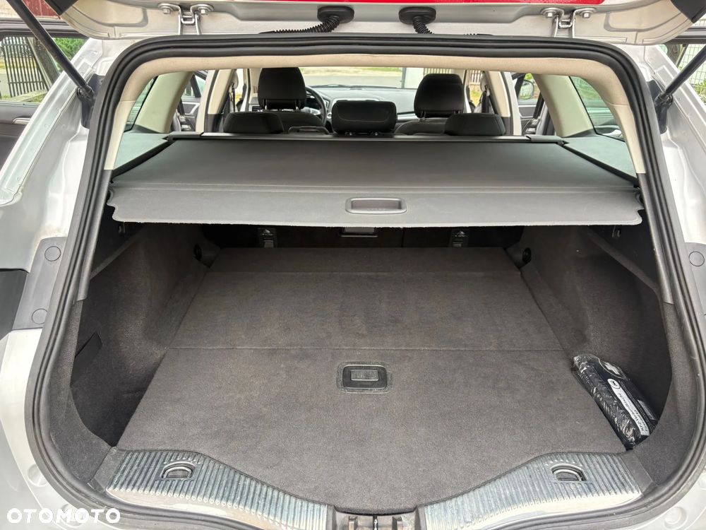 Ford Mondeo 2.0 TDCi Titanium - 17
