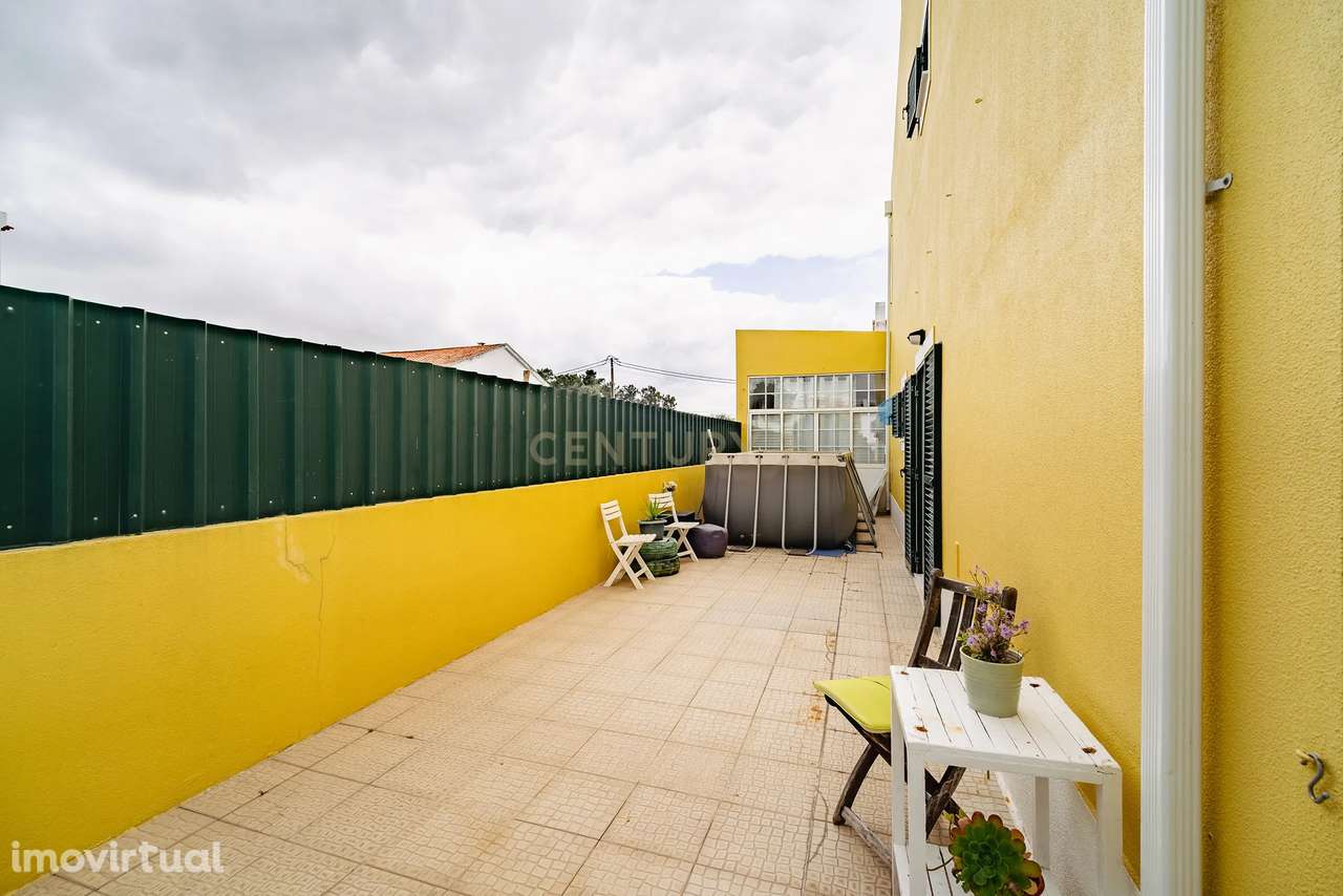 Moradia T3 - Quinta do Conde - Grande imagem: 2/48