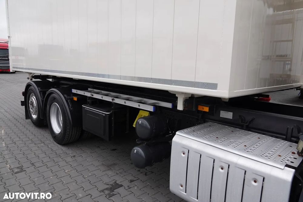 Mercedes-Benz ACTROS / 2545 / 6x2 / CAMION BASCULANTE 32 mc / OBLUTOR pentru cereale / CAPACITATE DE ÎNCĂRCARE: 15.000 KG / DIRECȚIE + AXIE ELEVABILĂ / EURO 6 - 21