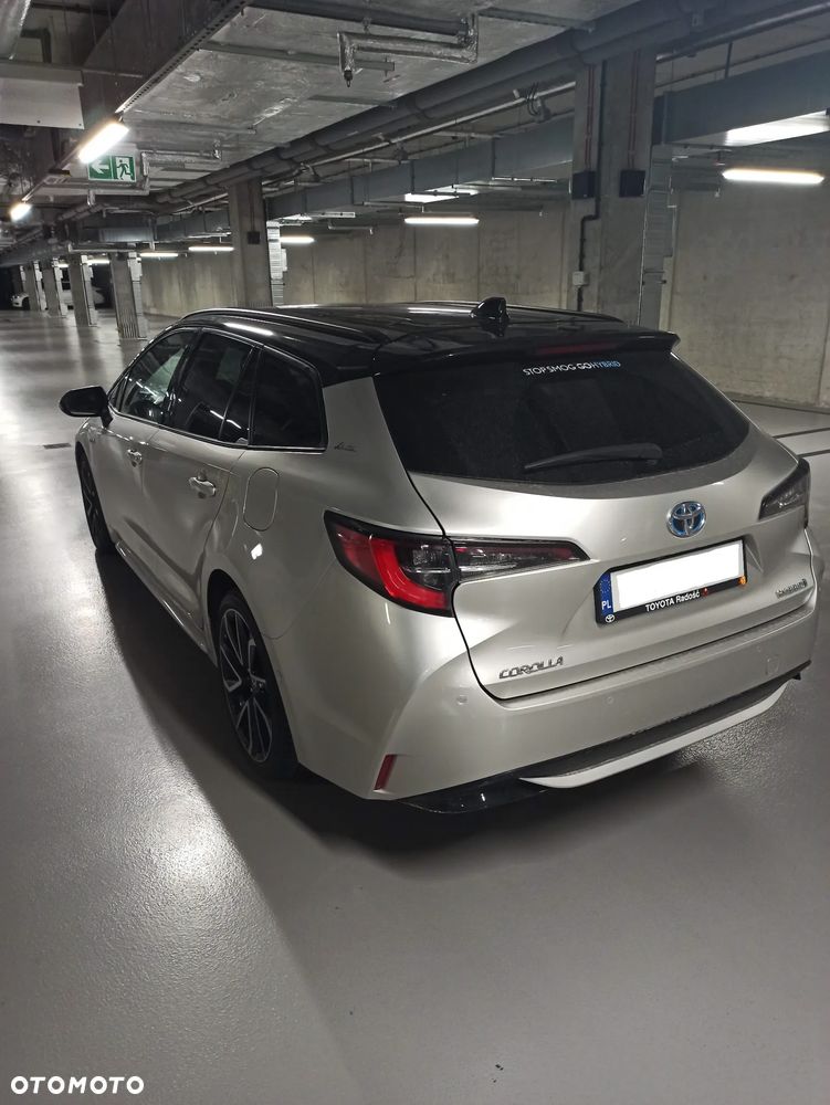 Toyota Corolla 2.0 Hybrid Selection - 3