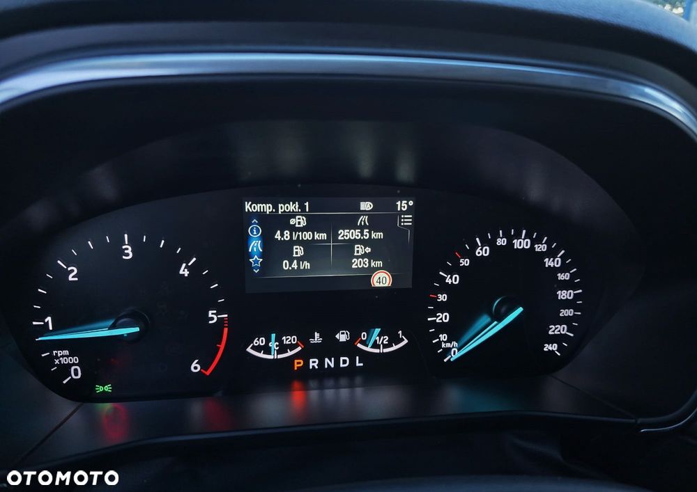 Ford Focus 1.5 EcoBlue Start-Stopp-System TITANIUM EDITION - 4