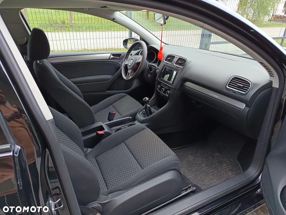 Volkswagen Golf - 9