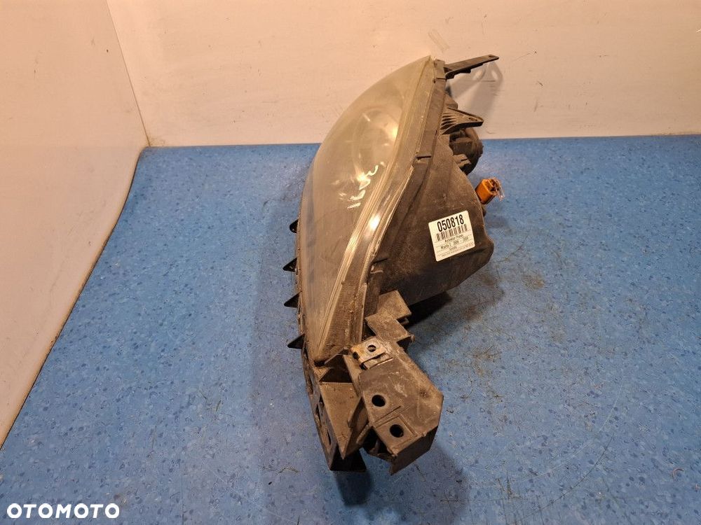 MAZDA 3 REFLEKTOR PRAWY - 5