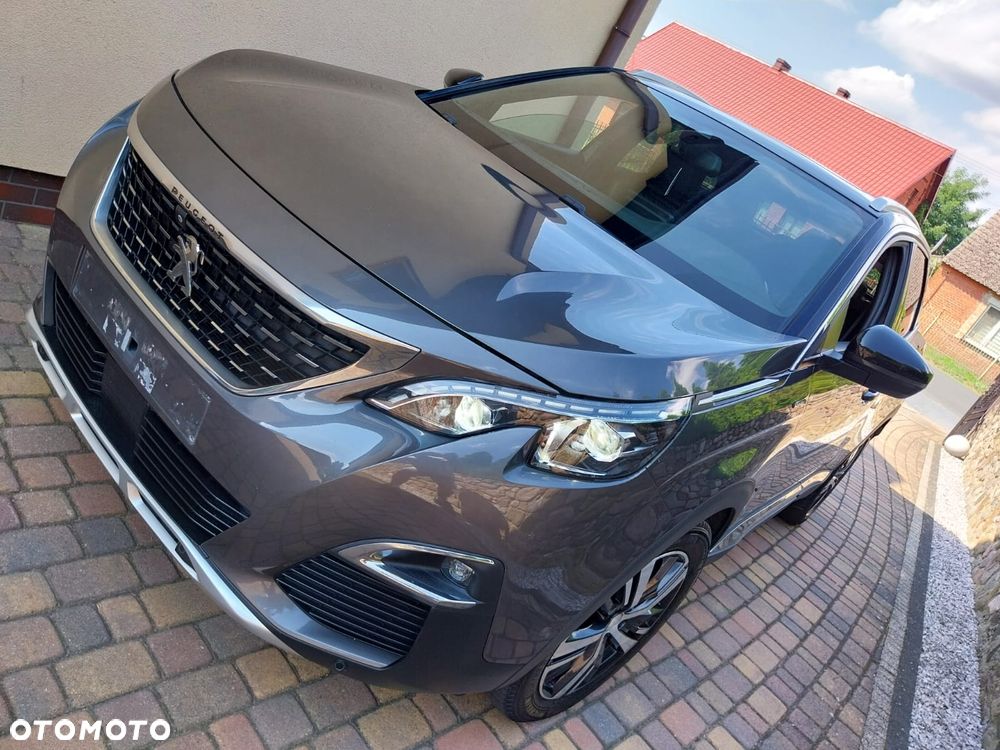 Peugeot 3008 1.2 PureTech GPF Allure S&S - 5