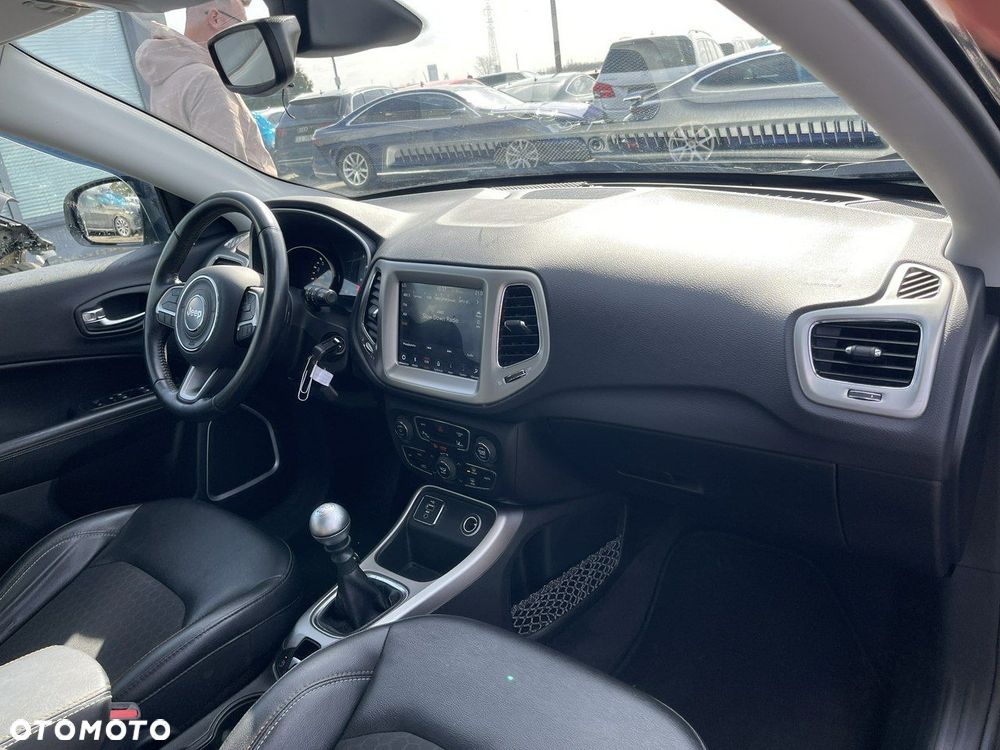 Jeep Compass 1.4 TMair Longitude FWD S&S - 10