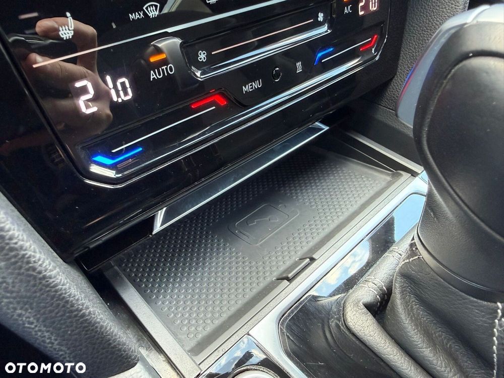 Volkswagen Arteon 2.0 TSI R-Line DSG - 34