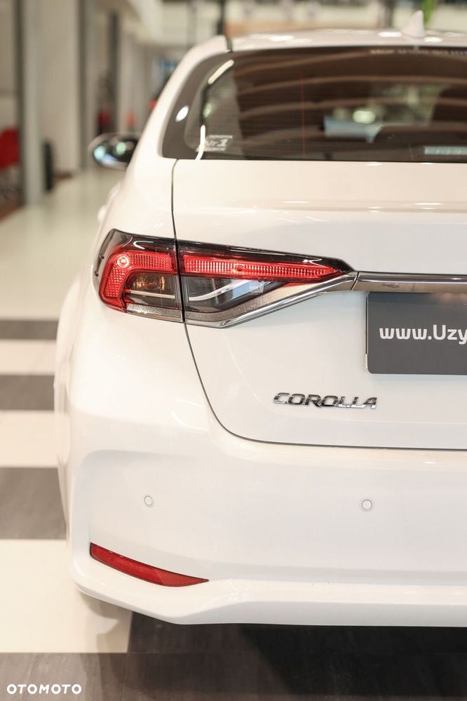 Toyota Corolla 1.8 Hybrid Comfort - 41