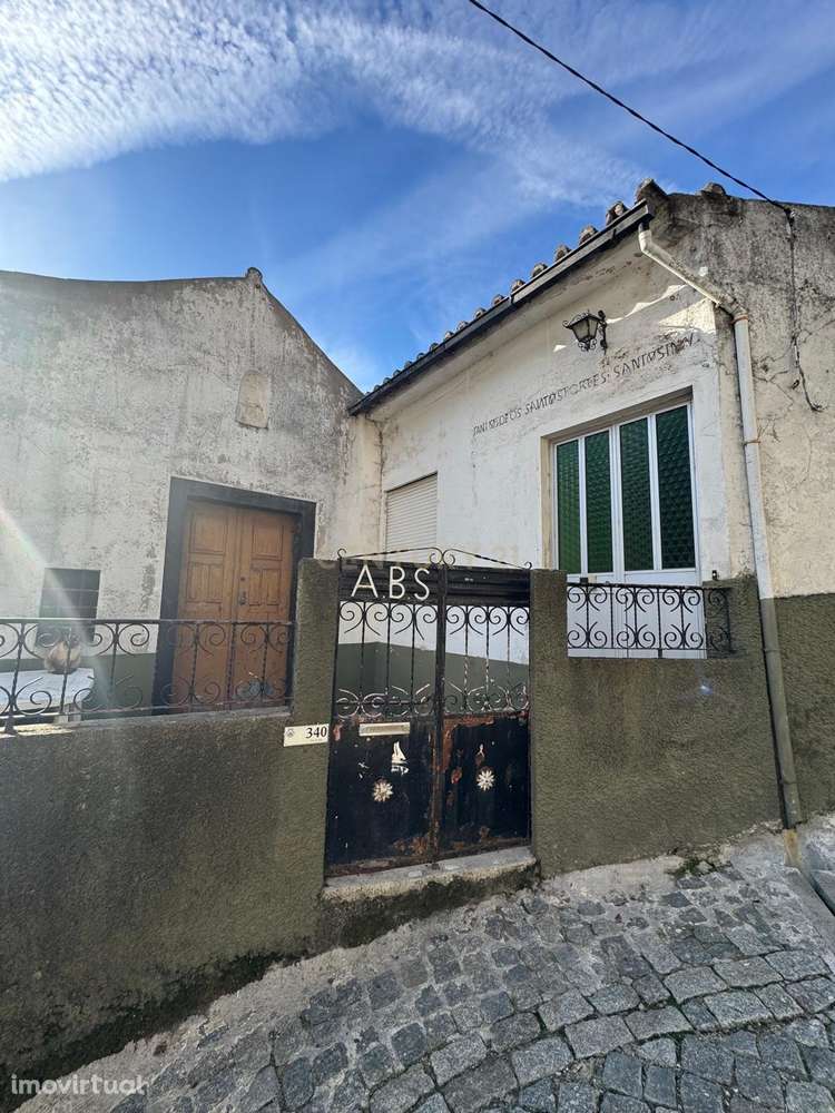 Casa para Recuperar em Alvações do Corgo, Vila Real - Grande imagem: 3/30