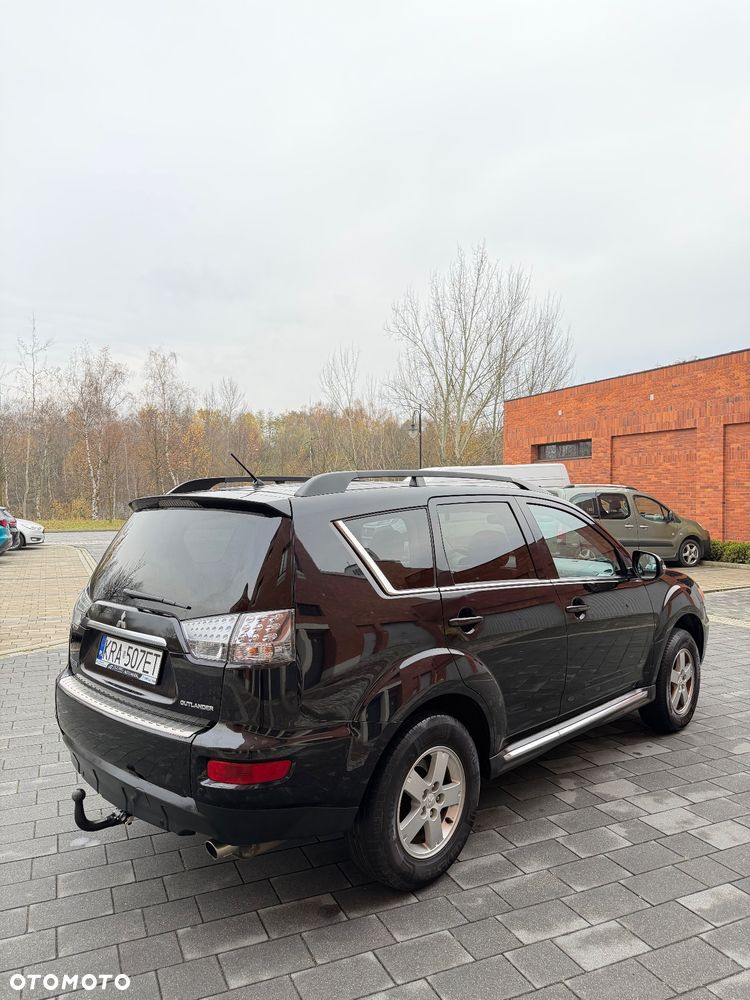 Mitsubishi Outlander 2.0 Intense + 2WD EU5 CVT - 15