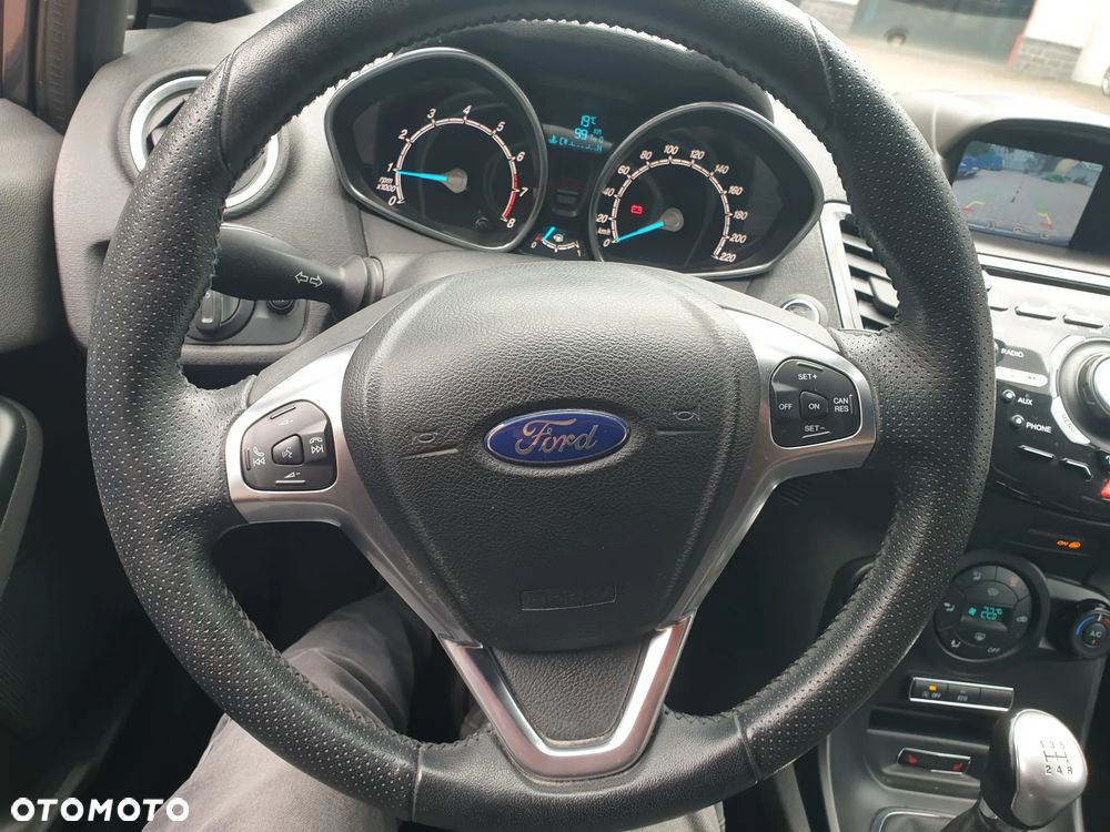 Ford Fiesta 1.0 Celebration - 5