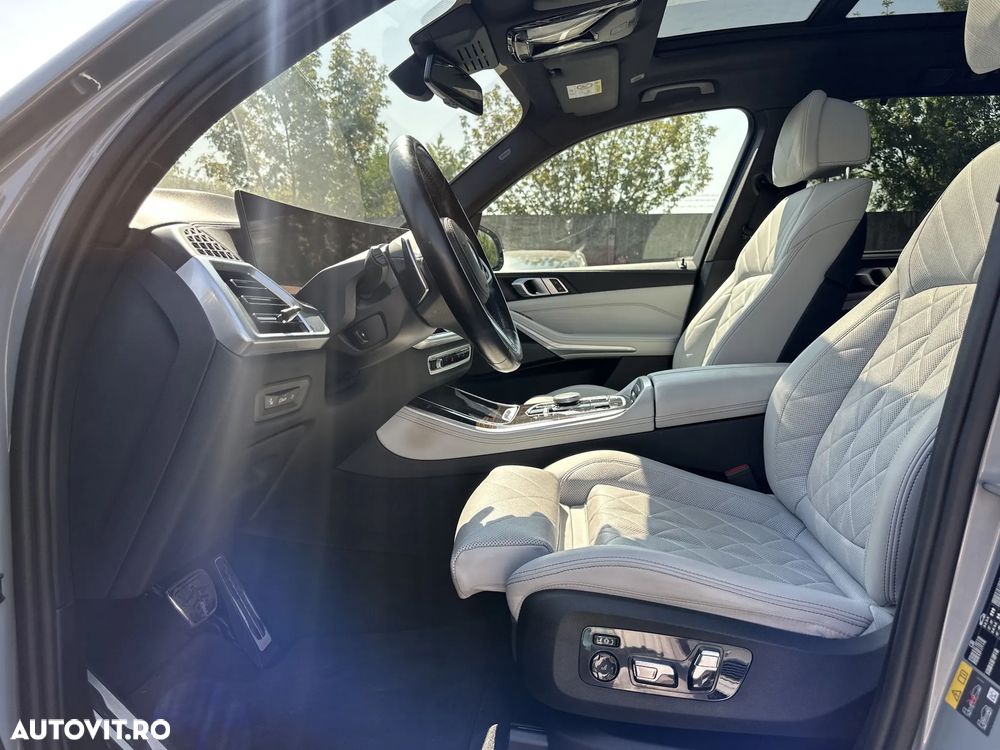 BMW X5 xDrive50e - 29