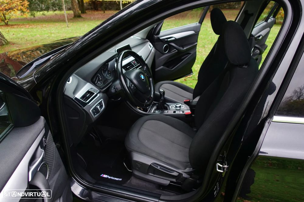 BMW X1 16 d sDrive Pack M - 8