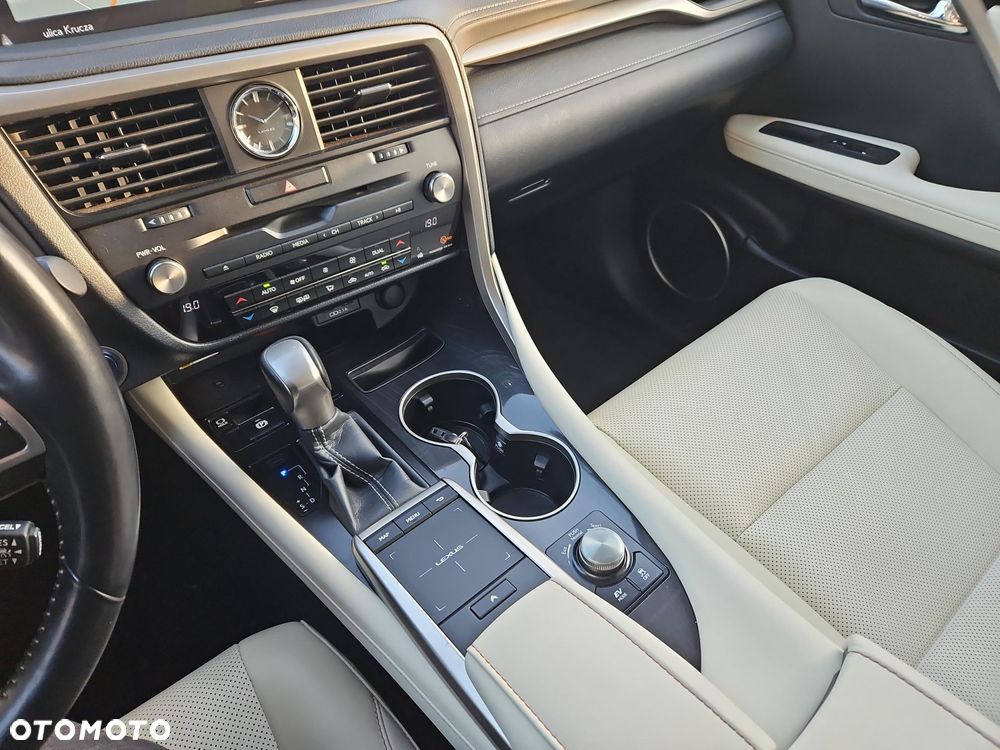 Lexus RX 450h F-Impression - 25