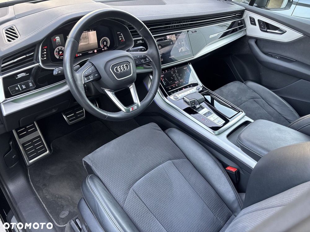 Audi Q7 - 16