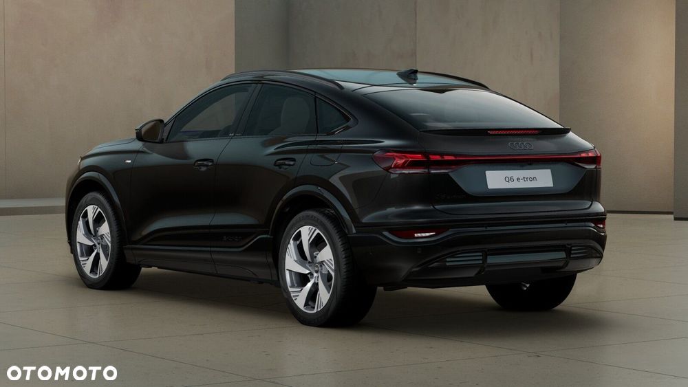 Audi Q6 e-tron - 5