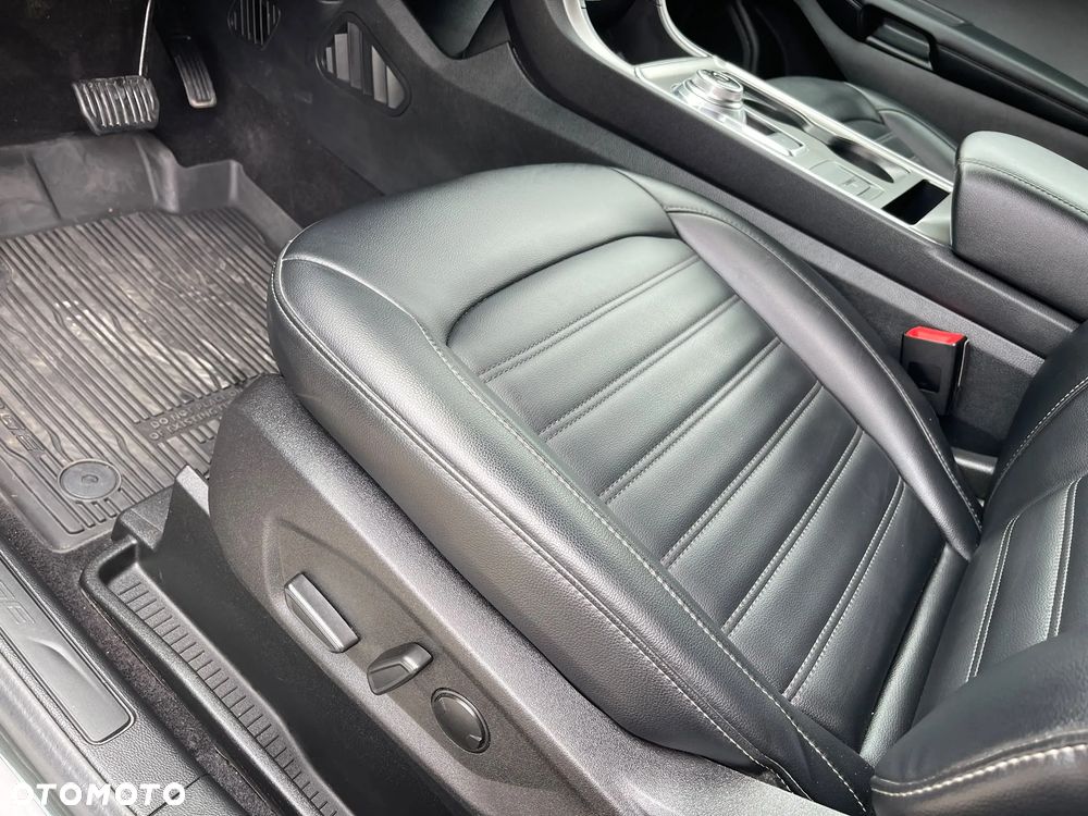 Ford Edge - 20