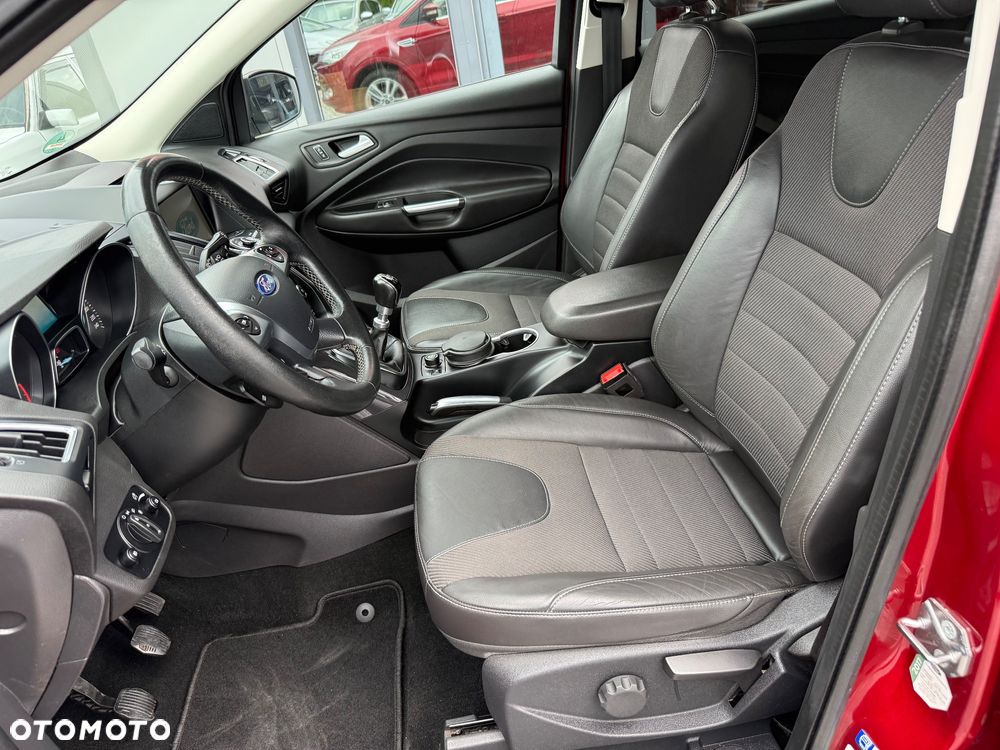 Ford Kuga - 19