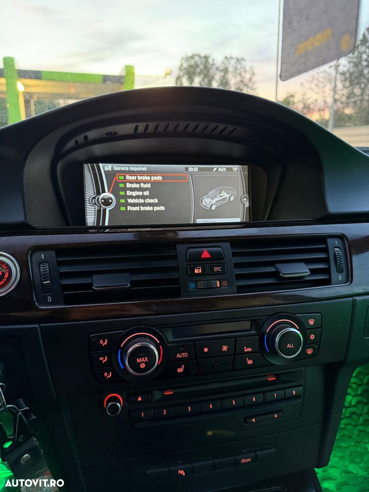 BMW Seria 3 320d - 19