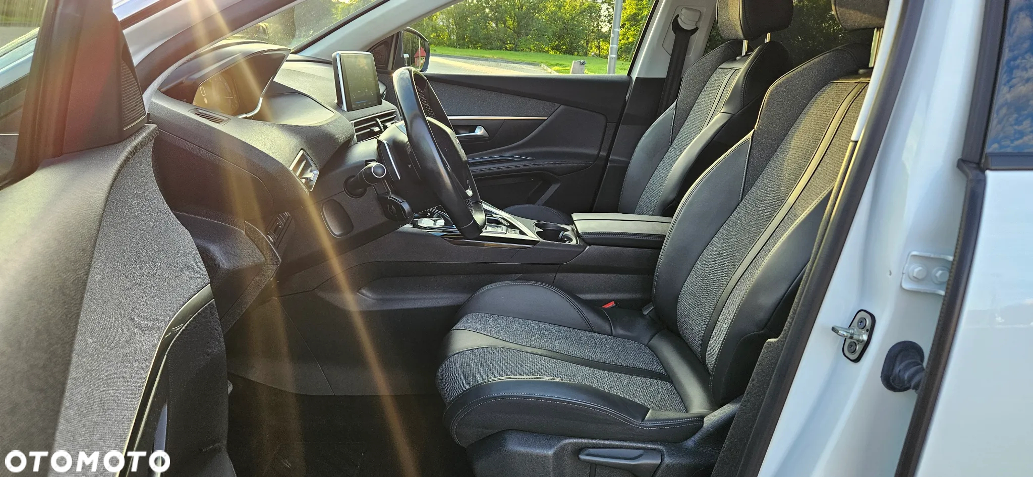 Peugeot 5008 1.5 BlueHDI Allure S&S EAT8 - 10