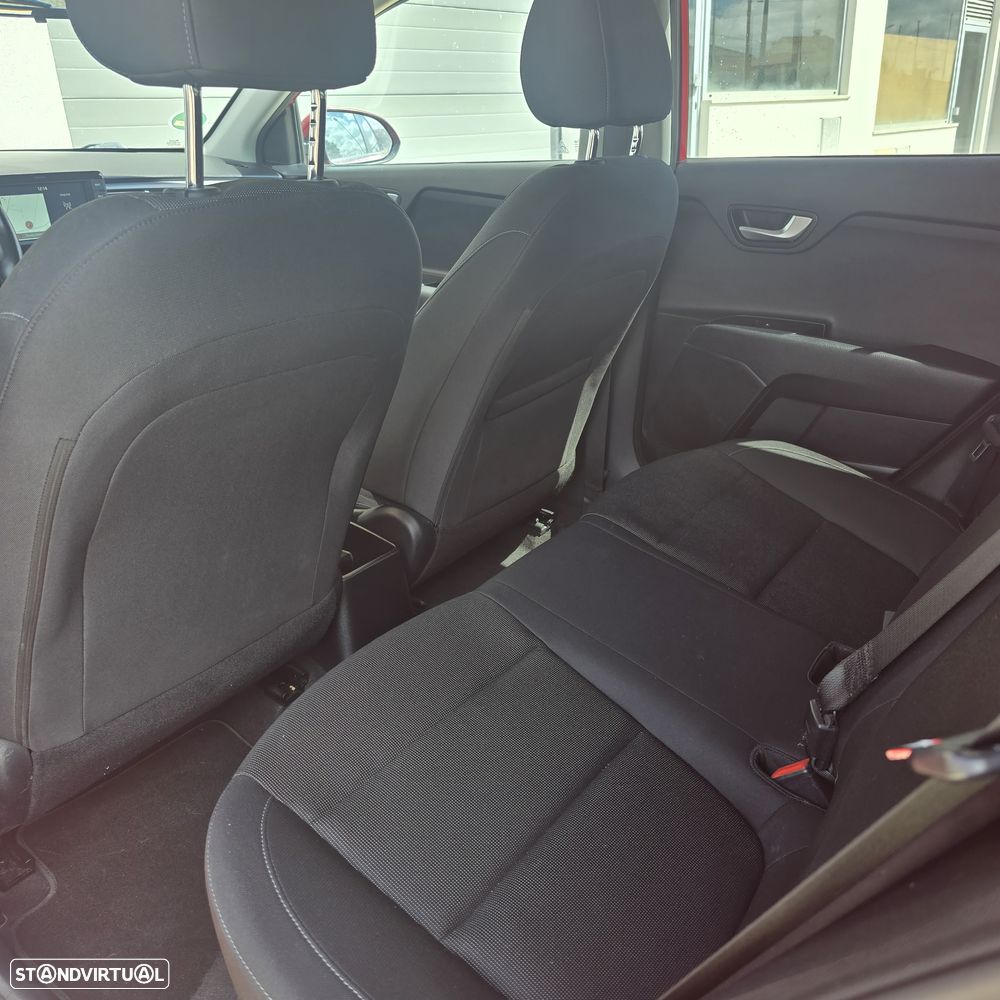 Kia Rio 1.2 Dream Team Edition - 11