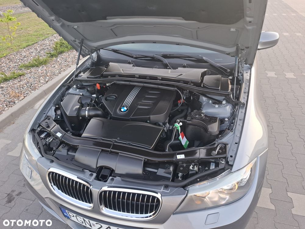 BMW Seria 3 318d M Sport EU6 - 6