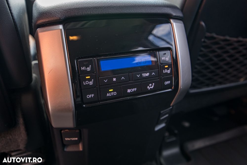 Toyota Land Cruiser 2.8l D-4D 204 CP A/T 5 locuri Active - 32