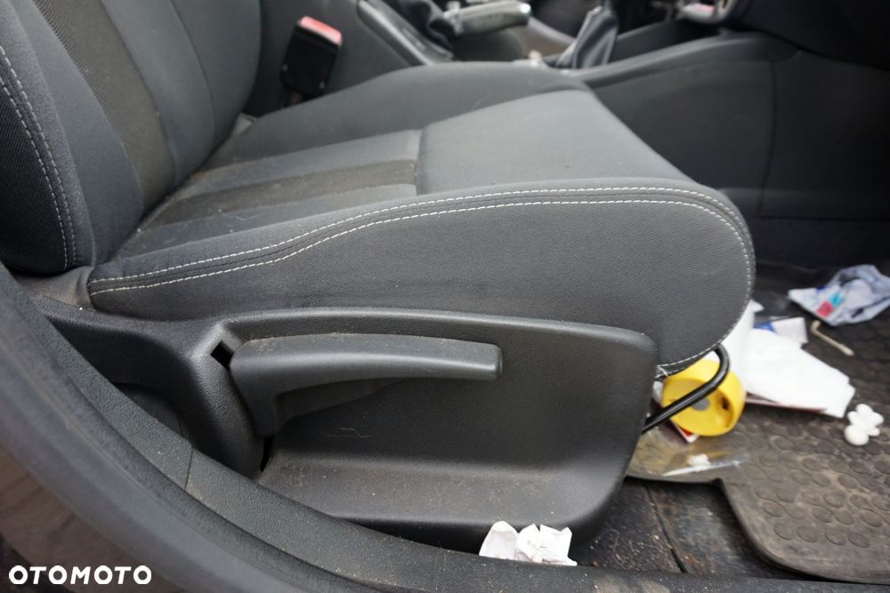 FOTEL PRZEDNI PRAWY MEGANE III PH1 5D HB  RENAULT 2008-2010 - 3