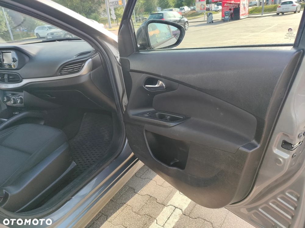 Fiat Tipo 1.4 16V Easy - 16