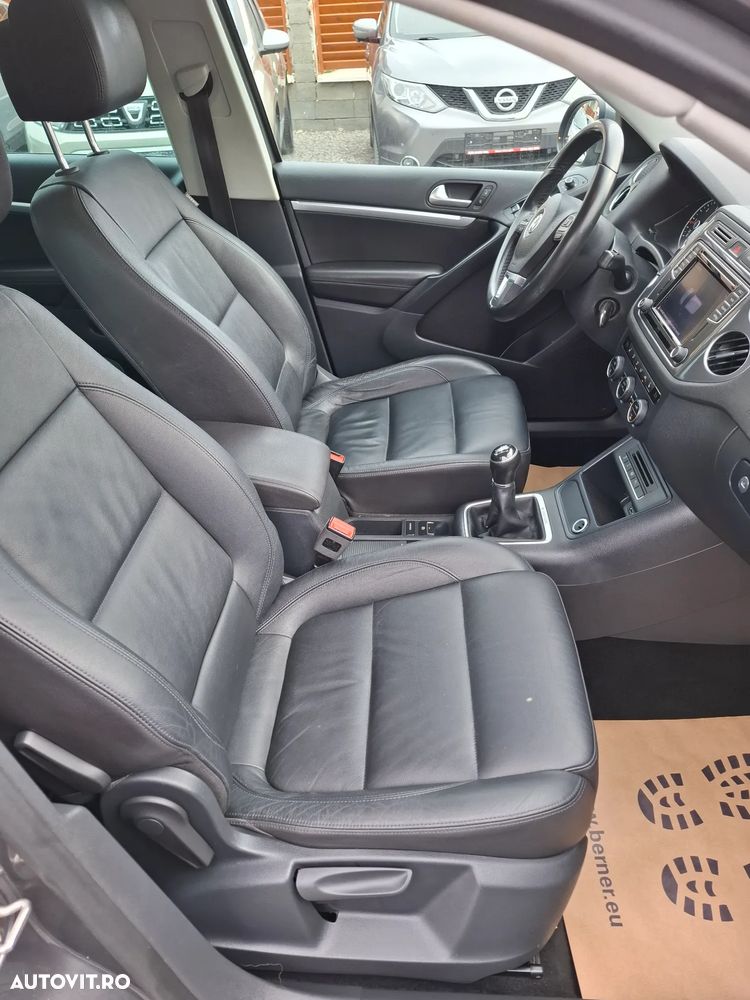 Volkswagen Tiguan 2.0 TDI SCR 4MOTION BlueMotion Technology Lounge Sport & Style - 13