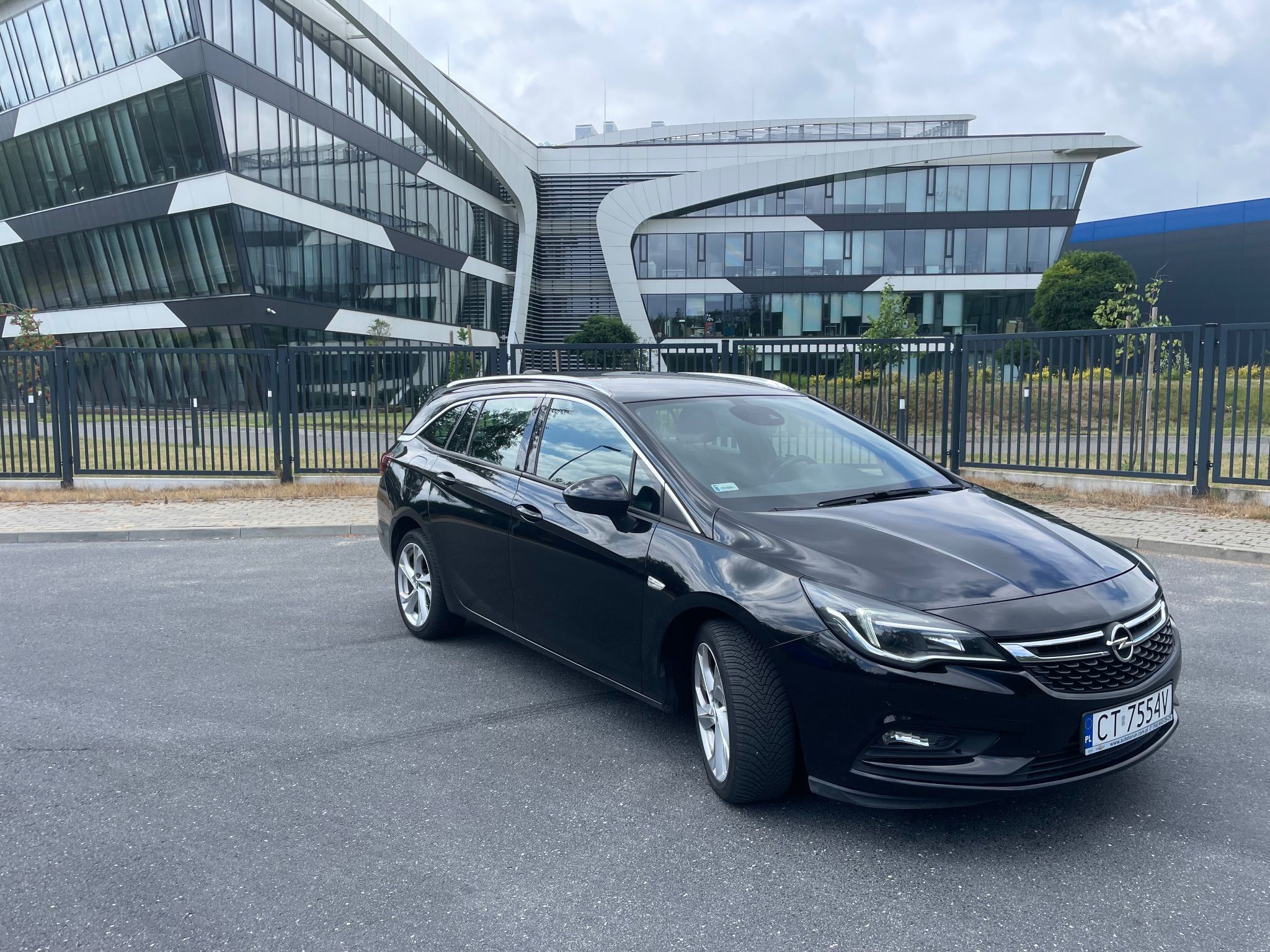 Opel Astra V 1.6 CDTI Dynamic S&S - 1